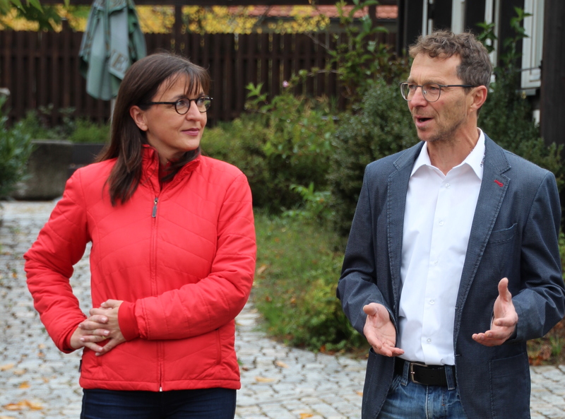 Unser Wald ver&auml;ndert sich - Eine Veranstaltung von Barbara Becker, MdL mit Waldgang und Betriebsbesichtigung in Geiselwind am 2.10.2019<br />