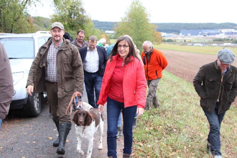 Unser Wald ver&auml;ndert sich - Eine Veranstaltung von Barbara Becker, MdL mit Waldgang und Betriebsbesichtigung in Geiselwind am 2.10.2019<br />