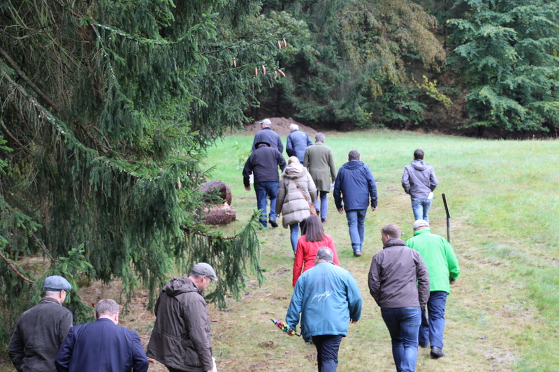 Unser Wald ver&auml;ndert sich - Eine Veranstaltung von Barbara Becker, MdL mit Waldgang und Betriebsbesichtigung in Geiselwind am 2.10.2019<br />