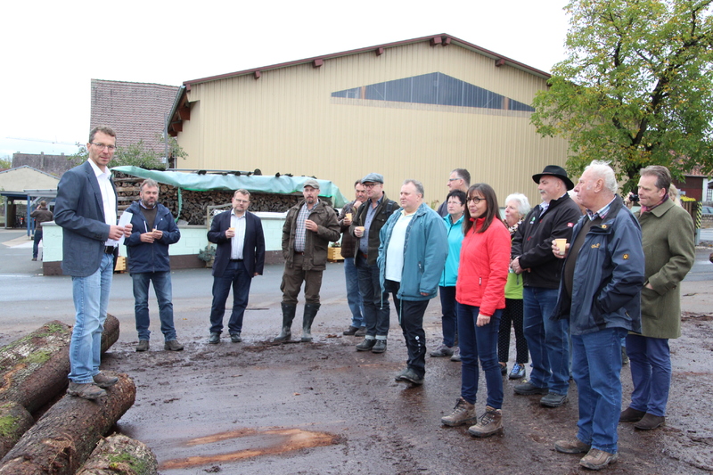 Unser Wald ver&auml;ndert sich - Eine Veranstaltung von Barbara Becker, MdL mit Waldgang und Betriebsbesichtigung in Geiselwind am 2.10.2019<br />