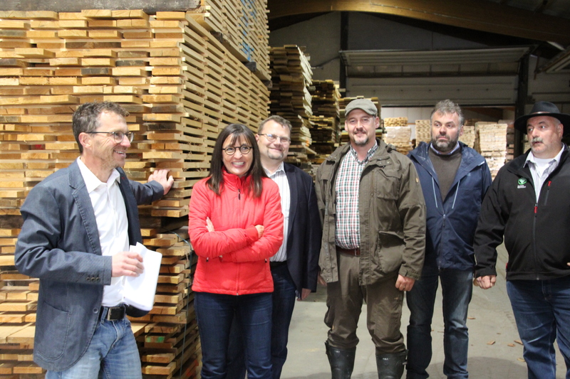 Unser Wald ver&auml;ndert sich - Eine Veranstaltung von Barbara Becker, MdL mit Waldgang und Betriebsbesichtigung in Geiselwind am 2.10.2019<br />